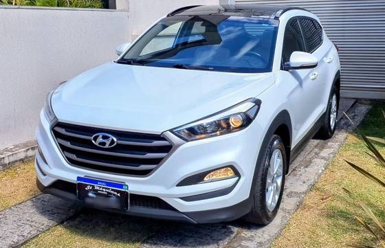 HYUNDAI TUCSON 1.6 16V T-GDI GASOLINA GLS ECOSHIFT HYUNDAI TUCSON 1.6 16V T-GDI GASOLINA GLS ECOSHIFT